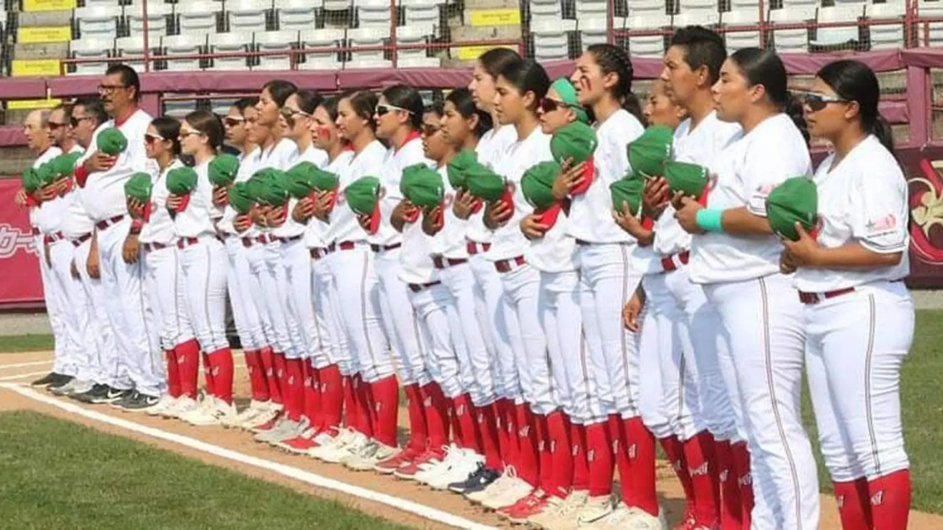 La novena tricolor se quedó con el cuarto puesto en el certamen en Canadá